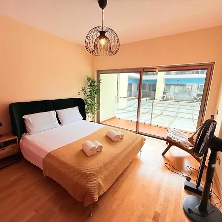 The Flow House - Arade River * פורטימאו